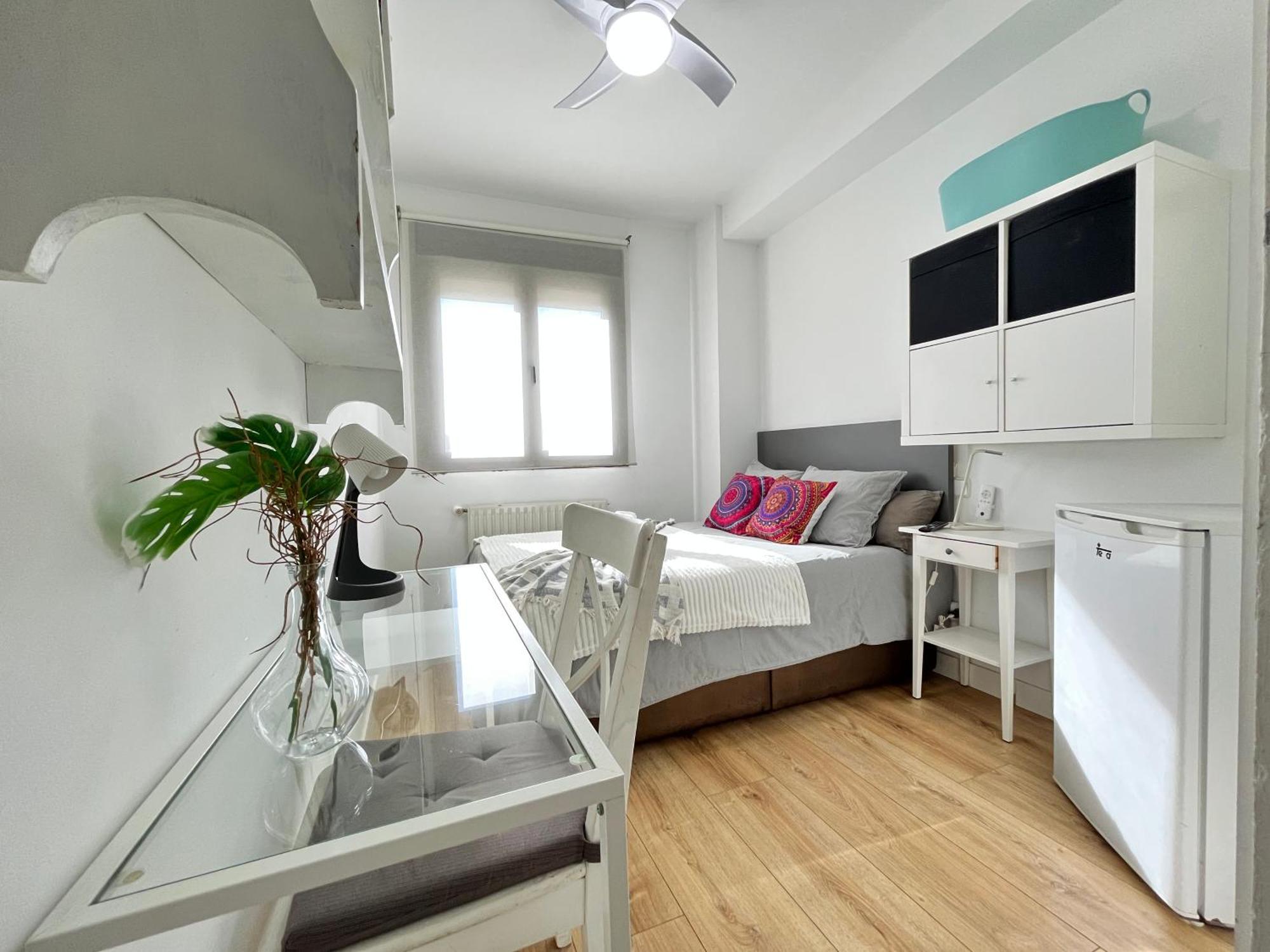 Habitacion Atocha Mendez Madrid Bagian luar foto